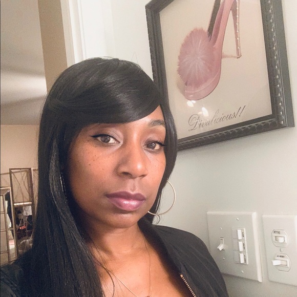 Meet your Posher, Tee tee - Picture 1 of 1